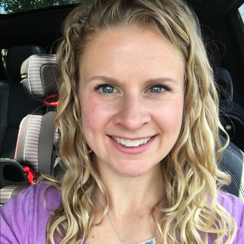 Meet your Posher, Laura